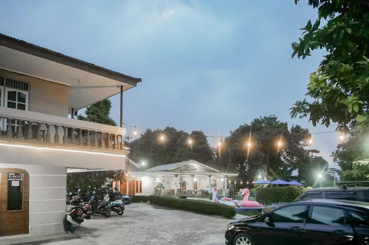 Hotel Reddoorz Near Taman Safari 2 Bogor Exterior foto